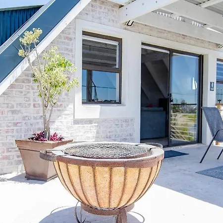 Red Bishop - Birds, Beach & Beauty Langebaan Exterior photo